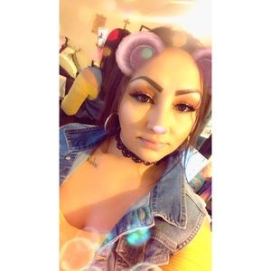 Meet your Posher, Selene